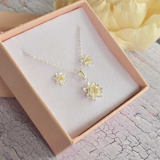 925 Sterling Silver Two-Tone Waterlily Jewellery Set | July Birth Flower | Everything's Rosie Jewellery