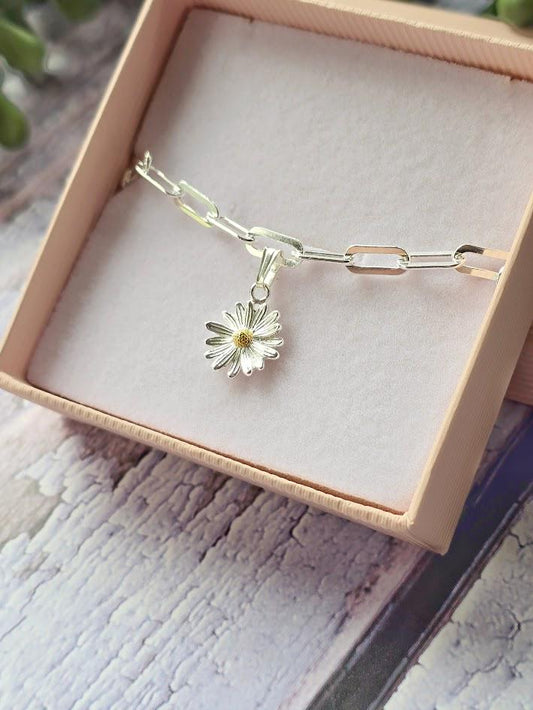 Silver Daisy Charm, April Birth Flower, Sterling Silver & Gold, Floral Jewellery, Paperclip Bracelet Charm, Nature Inspired, Gift for Her