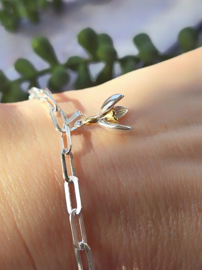 Silver Snowdrop Charm, January Birth Flower, Sterling Silver & Gold, Floral Jewellery, Paperclip Bracelet Charm, Gift for Her