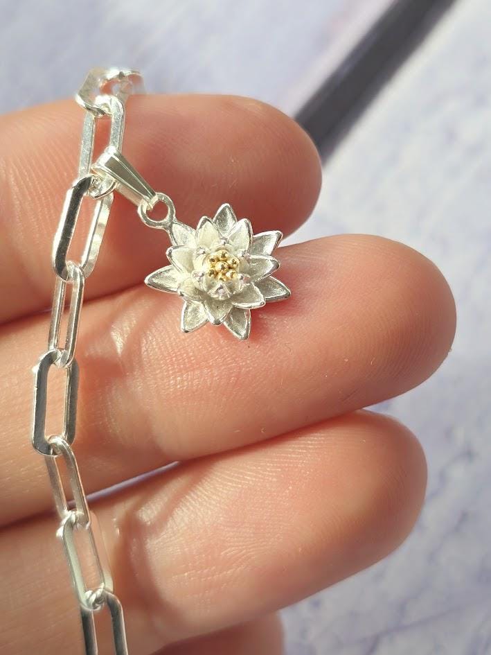 Silver Water Lily Charm, July Birth Flower, Sterling Silver & Gold, Floral Jewellery, Paperclip Bracelet Charm, Gift for Her