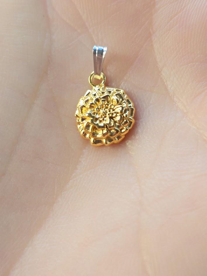 Silver Marigold Charm, October Birth Flower, Sterling Silver & Gold, Floral Jewellery, Paperclip Bracelet Charm, Gift for Her
